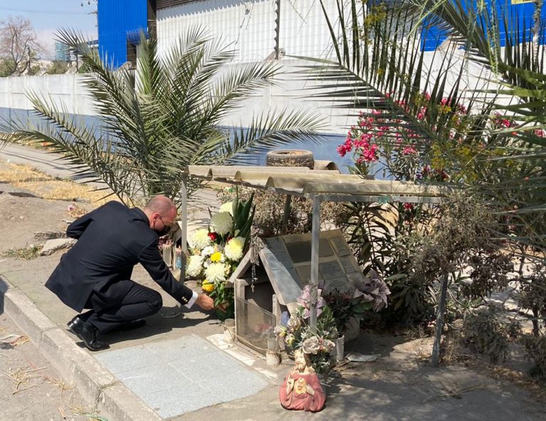 HOMENAJE 1